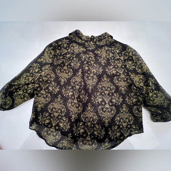 AGB  LARGE  SHEER  BLACK AND LIME GREEN PRINTED BLOUSE. LONG SLEEVES - Picture 4 of 11